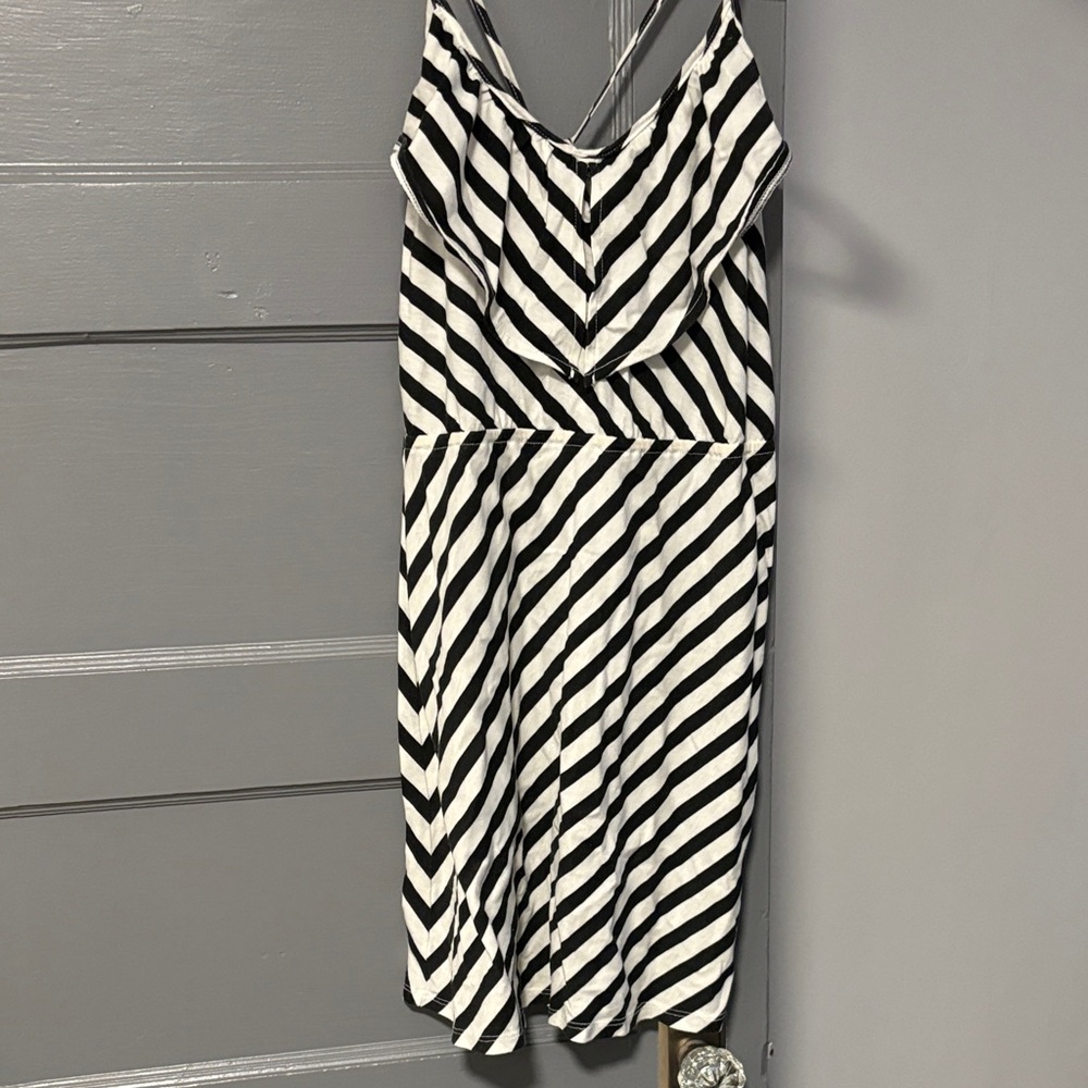 Roxy Black and White Striped women’s swim coverup